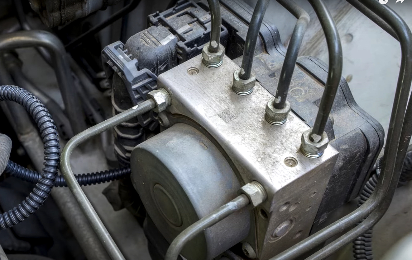ABS Control Module | Temecula Auto Repair & Transmission ABS (Anti-lock Brake System) Module - Temecula Auto Repair & Transmission.