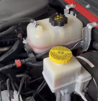 Coolant and Brake Fluid Reservoirs | Temecula Auto Repair & Transmission Coolant and Brake Fluid Reservoirs.