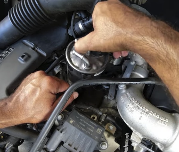 Mercedes Benz Sprinter Van Fuel Filter Replacement Temecula Auto Repair | Temecula Auto Repair & Transmission Mercedes Benz Sprinter Van Fuel Filter Replacement, Mercedes Benz Sprinter Van Service & Repair in Temecula and Murrieta, Sprinter van repair, Sprinter van scheduled factory maintenance